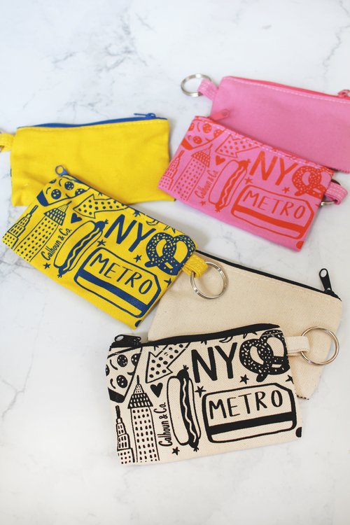 NEW YORK SCREEN PRINTED ZIPPER CARD POUCH WITH KEYRING NEW YORK SCREEN PRINTED ZIPPER CARD POUCH WITH KEYRING